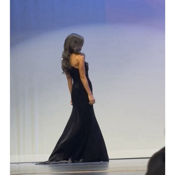 Jovani Couture Pageant Prom Dress Gown Rhinestone Black Size 2 Somers Earrings - Picture 7 of 16